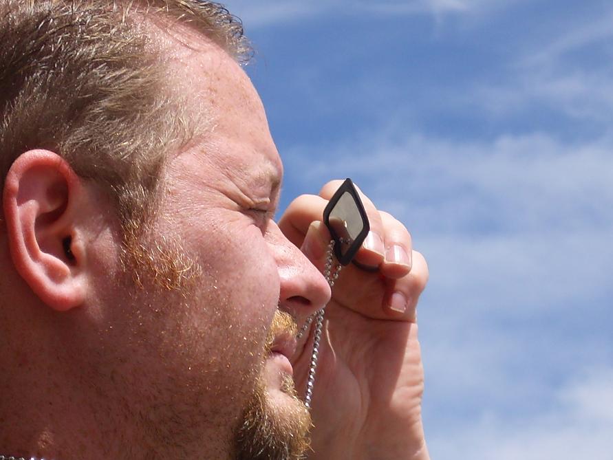 Метално сигнално огледало TOPS Knives - dog tag 2