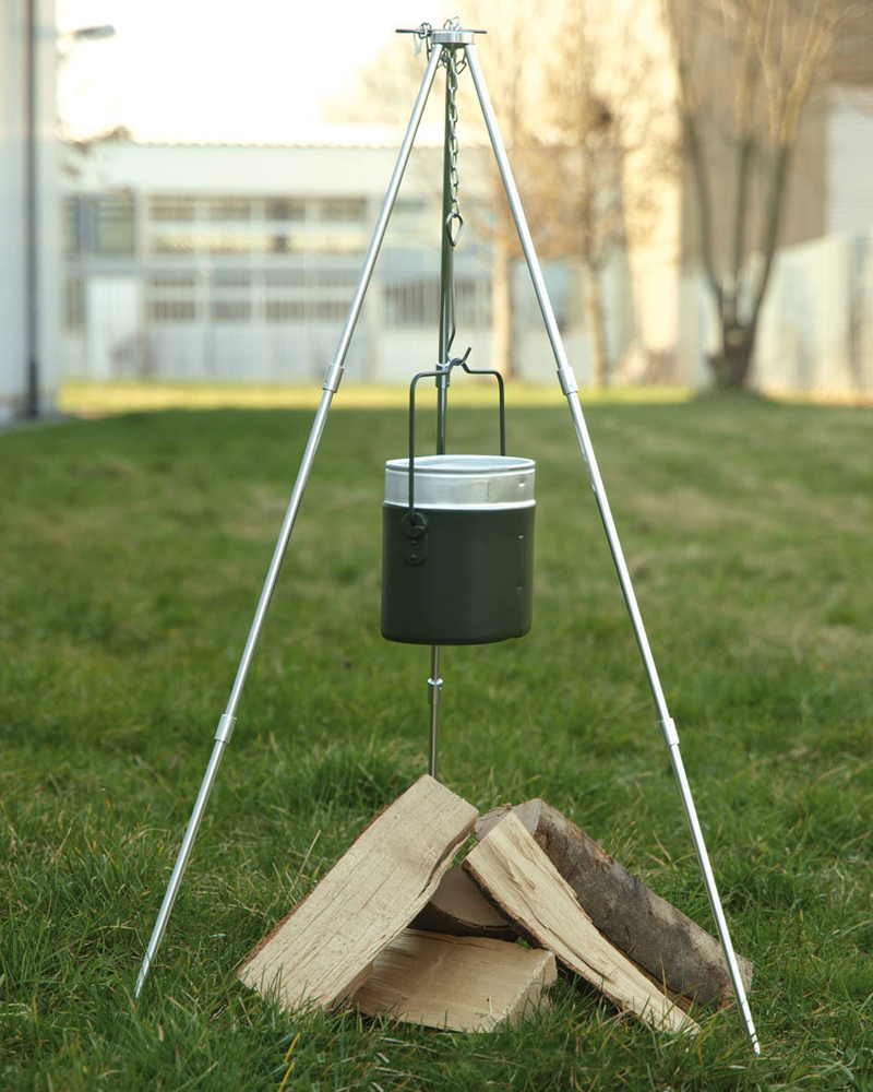 Сгъваем трипод за огнище Mil-Tec  1