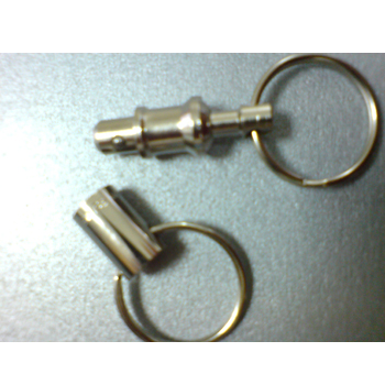 Victorinox Quick Release Survival Hiking Pull-Apart Split Keyring 3