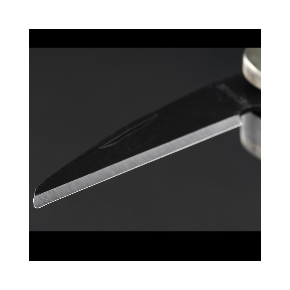 Schrade Old Timer Splinter Carving  2