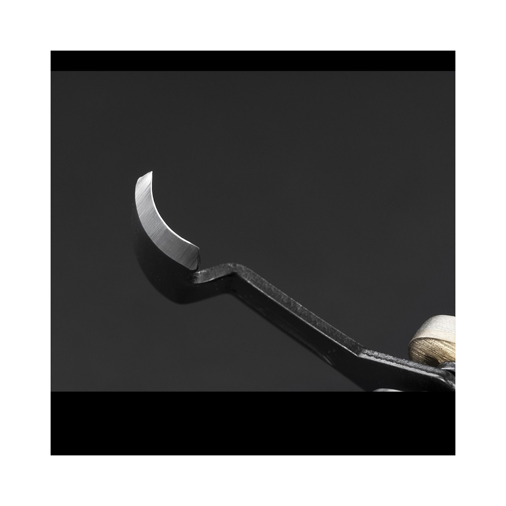 Schrade Old Timer Splinter Carving  4