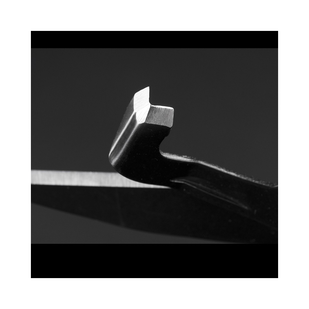 Schrade Old Timer Splinter Carving  6