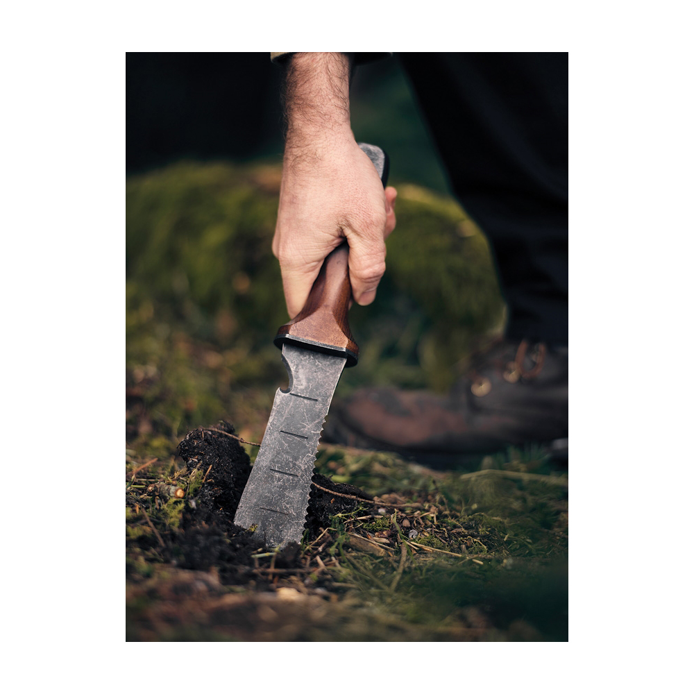 Barebones Hori Hori Ultimate Garden Tool  4