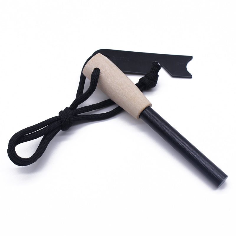 Ферородна запалка 10x70 с дървена дръжка и мулти страйкър 5