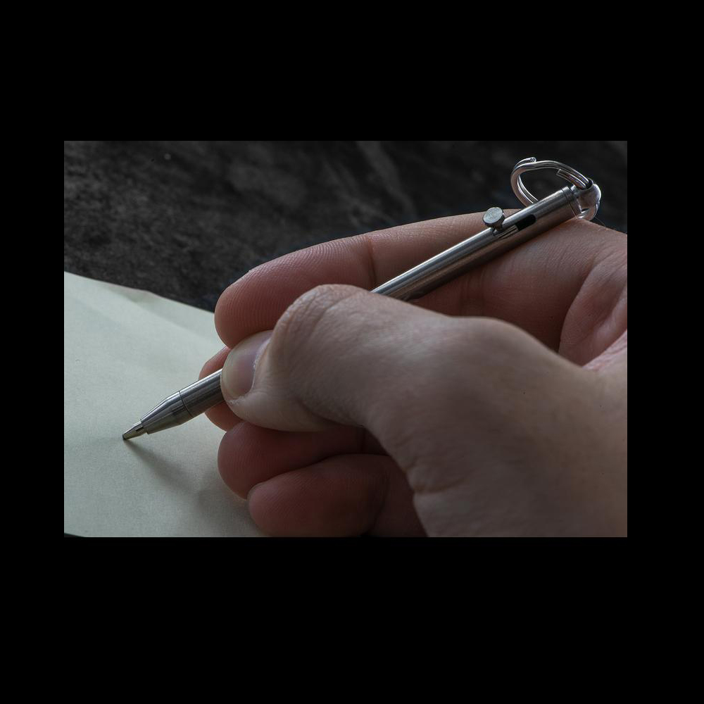 Титаниев химикал Flytanium Mini Bolt-Action Ti Pen 5