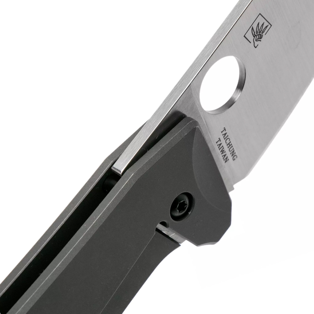 Spyderco C211TIP SpydieChef Titan 6