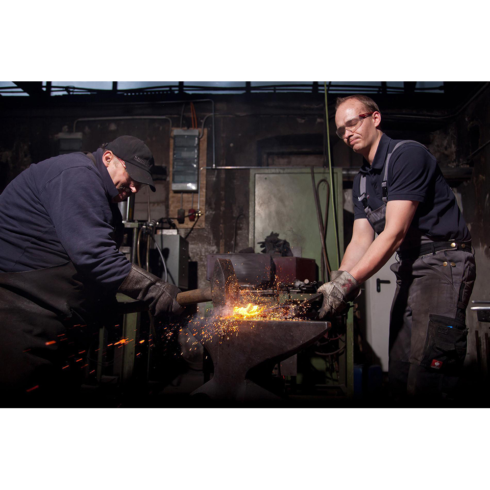 Кована Вила Krumpholz с пружинно гнездо 4 байонетни зъбци и Т-образна дръжка от ясен 4