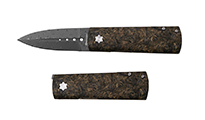 Maserin 372/DG Daga Flipper Damascus Small Roses Single-Edge Dagger Blade Rose Gold/Black FatCarbon and Titanium Handles