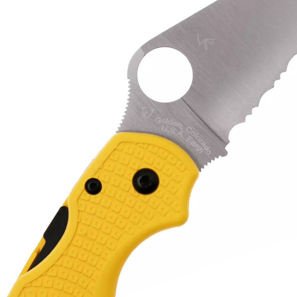 Spyderco Para 3 Salt Lightweigh CPM-MagnaCut Satin Serrated Yellow FRN C223SYL 6